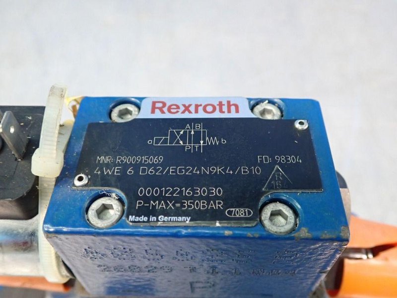 REXROTH HYDRAULIC DIRECTIONAL CONTROL VALVE   -  R901045541