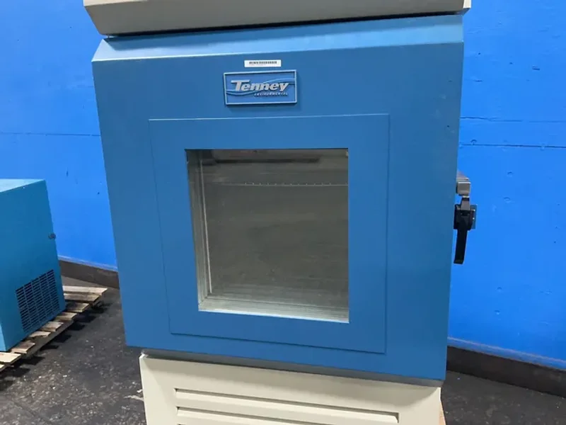 Lunaire Limited / Tenney Environmental 22”x18”x23” Environmental Chamber - T6c
