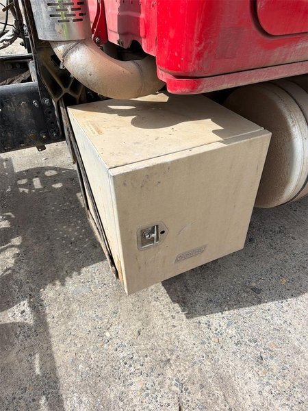 2020 Freightliner Cascadia 1FUJHHDV0LLLC1688