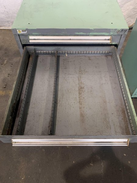 2-DRAWER STANLEY VIDMAR CABINET. STOCK #0903624