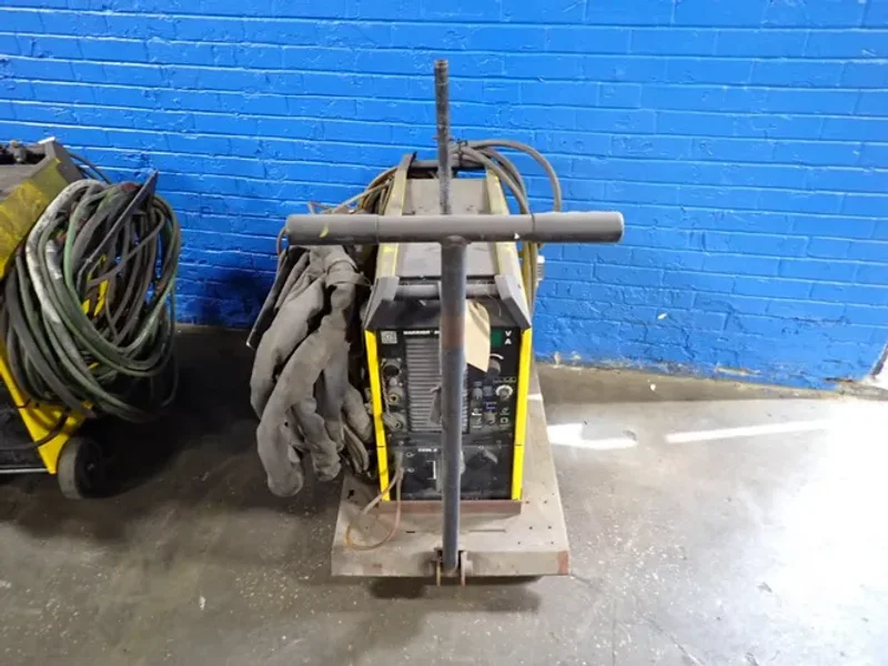 Esab Welder - Warrior 500 Cc/cv