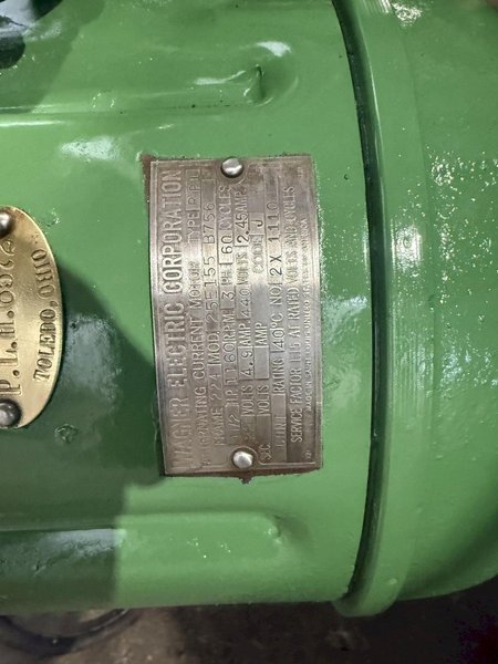 18" X 36" CINCINNATI UNIVERSAL CYLINDRICAL GRINDER. STOCK # 0779425