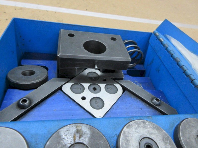 C&amp;E Tool Corner Notching Tool Kit, Inch Version- Auction Item