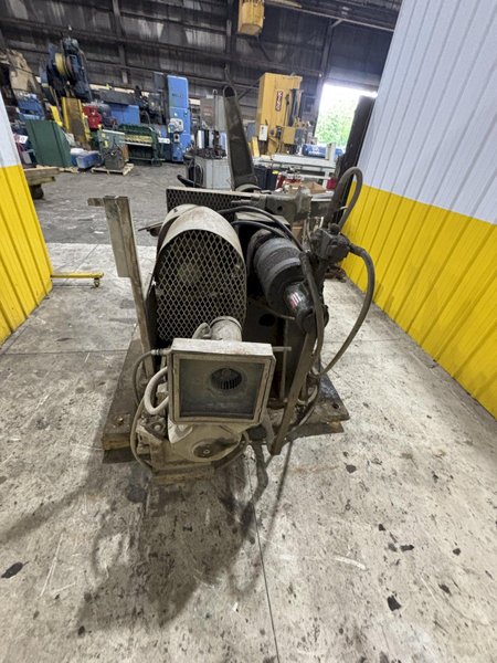 10,000 LB MCKAY MOTORIZED COIL REEL UNCOILER: STOCK #22887