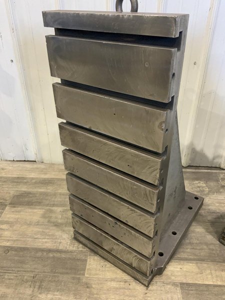 (2) ANGLE PLATES 34-1/8" X 14-1/4" X 20-2/4": STOCK #81169
