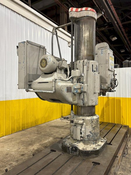 8&#039; ARM x 19&quot; GIDDINGS &amp; LEWIS MODEL #956-CHIPMASTER RADIAL ARM DRILL ON 360° T-SLOTTED BASE: STOCK #23539