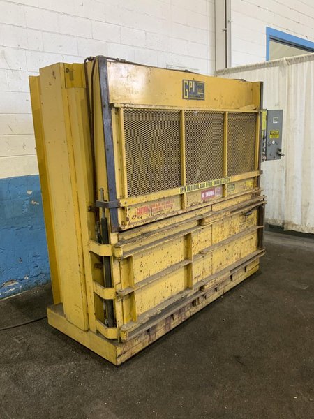 HARMONY LOW PROFILE VERTICAL CARDBOARD BALER: STOCK #76689