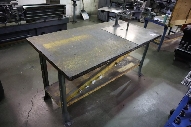 Cedarberg EZ Tapper Hand Tapping Machine with Taps and Work Bench- Auction Item