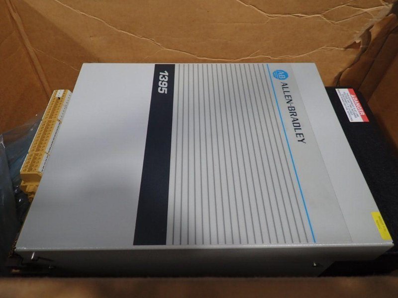 ALLEN-BRADLEY 44.8KW/60HP A/B DRIVE  -  1395-B74-C2-P10