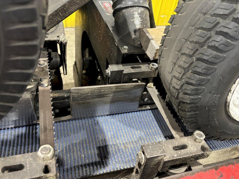 20 HP MORGAN DOUBLE HEAD WOOD RE-SAW WITH POWER RETURN: STOCK #22925