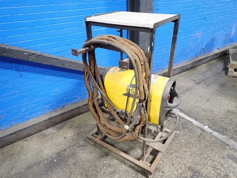 Esab 70 A Powercut 1250 Plasma Cutter And Metal Frame Assembly - 0558001935