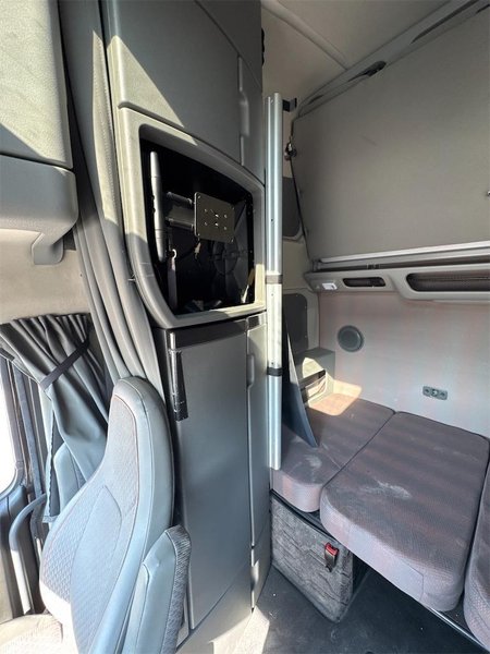 2024 Volvo VNL64T860 4V4NC9EH6RN656675