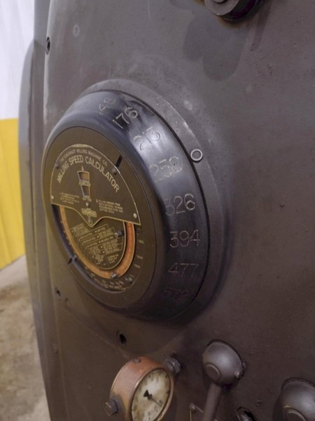 CINCINNATI NO. 4 VERTICAL MILLING MACHINE: YOBRO #24460