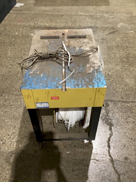 STRAPACK JK-2 Table Top Strapping Machine USED