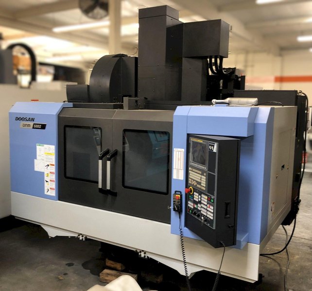 Doosan DNM500-II Vertical Machining Center 2015