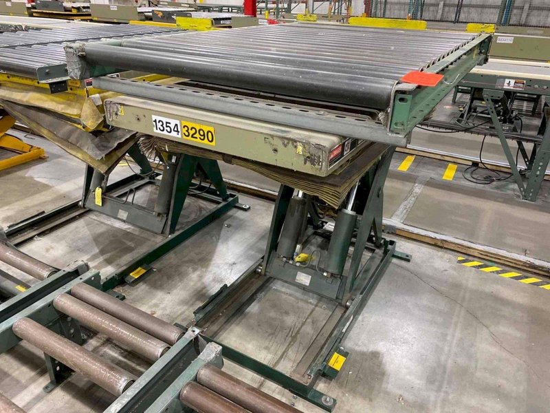 4000 LBS X 60" X 30" SOUTHWORTH MODEL #LS4-36 HYDRAULIC SCISSOR LIFT TABLE WITH ROLLER TOP, 110 VOLT: STOCK #20918