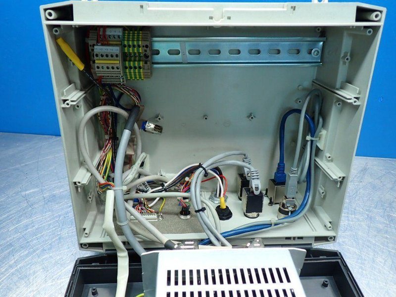 TOX PRESSOTECHNIK OPERATOR TOUCH PANEL DISPLAY UNIT  -  10900158.01
