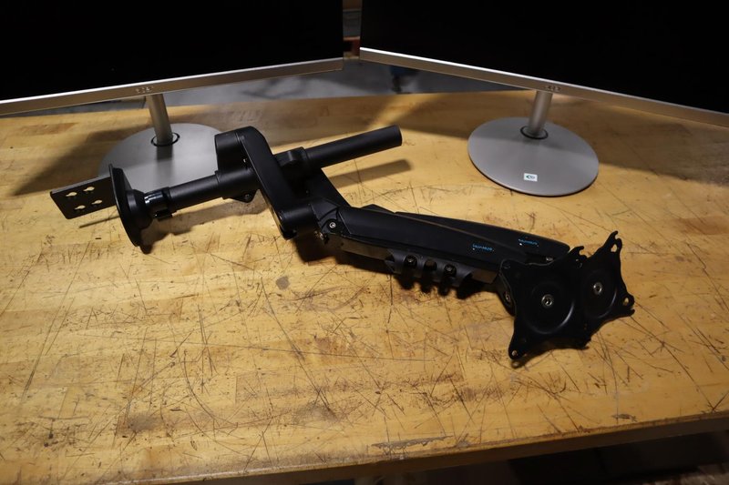 Acer 27&quot; Monitors w/ Adjustable Stands (2) &amp; Dual Monitor Mount- Auction Item