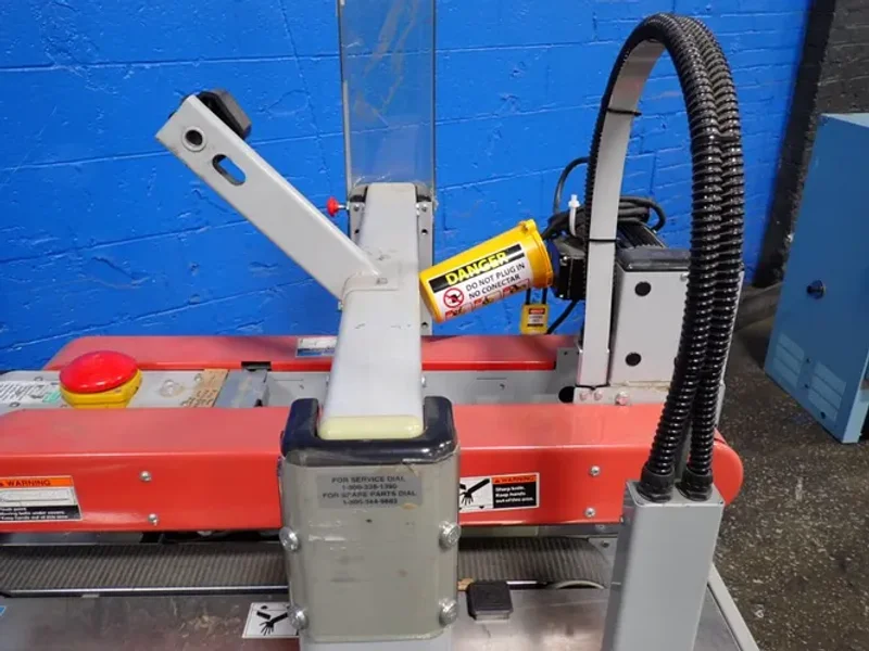 3M 20" X 37" ADJUSTABLE CASE SEALER  -  700R