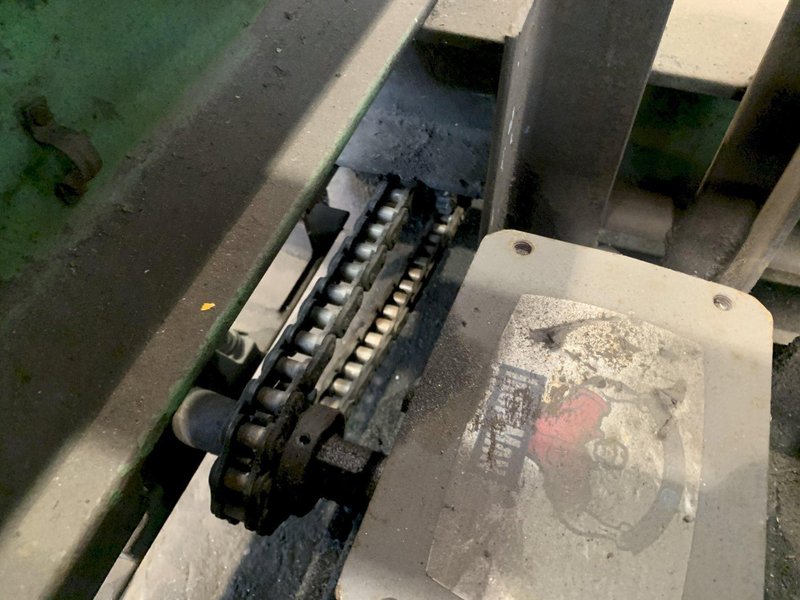 10' WIDE X 27' LONG POWERED TRAVERSING ROLLER CONVEYOR: STOCK #13384