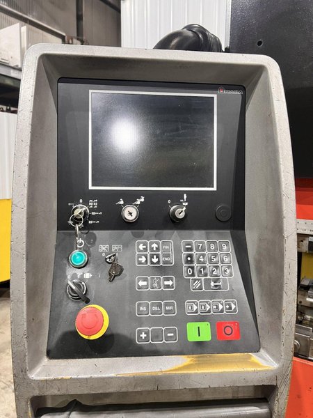 110 TON x 10' AMADA MODEL #HFE100-3S CNC HYDRAULIC PRESS BRAKE, 2001: STOCK #21984