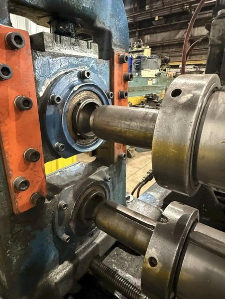 48" X 6" WEAN MOTORIZED SLITTER HEAD FOR SLITTING LINE. STOCK # 0435226
