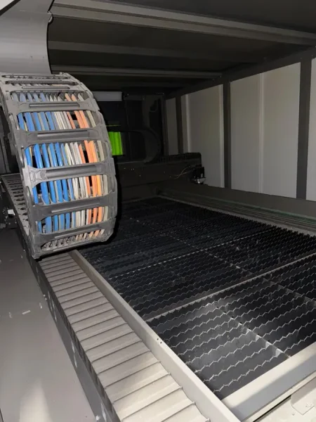 6000 Watt DNE (Bystronic) LC3 3015 Fiber Laser, 2021 – 5’x10′ Table, TD Dust Collector