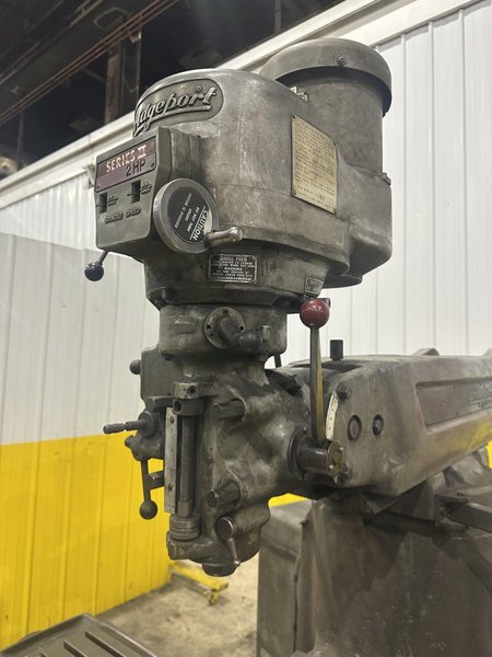 2 HP BRIDGEPORT SERIES II SPECIAL VERTICAL RAM TYPE KNEE MILL: STOCK #22466