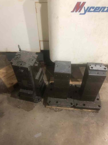 Kitamura Mycenter HX300 HMC, 2001 – Fanuc Control, Low Hours, 15k Spindle, Tombstones Included