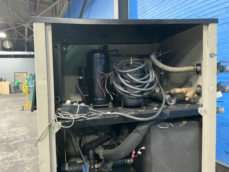 CONAIR 22 HP CHILLER  -  ECW15
