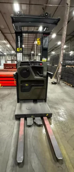 3000 LB Raymond MODEL #550-OP30TT Triple Master Electric Order Picker 2018 4347 HRS: YOBRO #25405