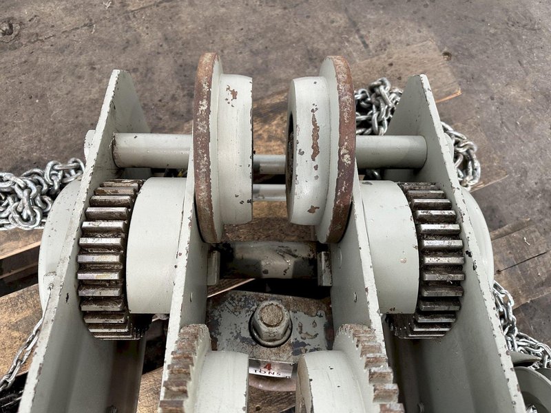 4 TON BUDGIT UNDER HUNG CHAIN HOIST. STOCK #0310922