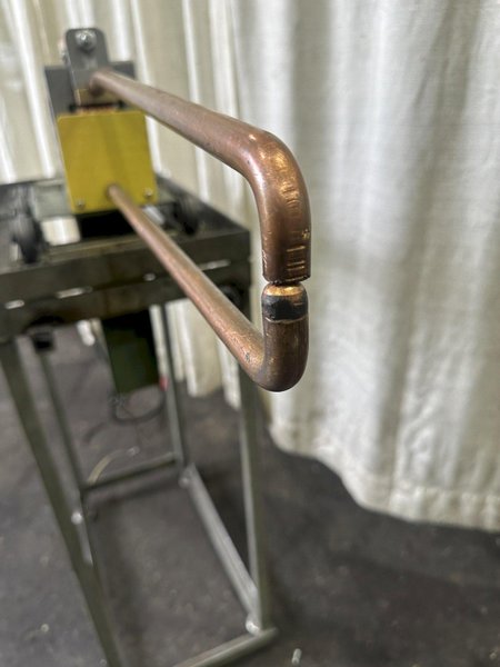 CHICAGO ELECTRIC 18&quot; SPOT WELDER: STOCK #78902