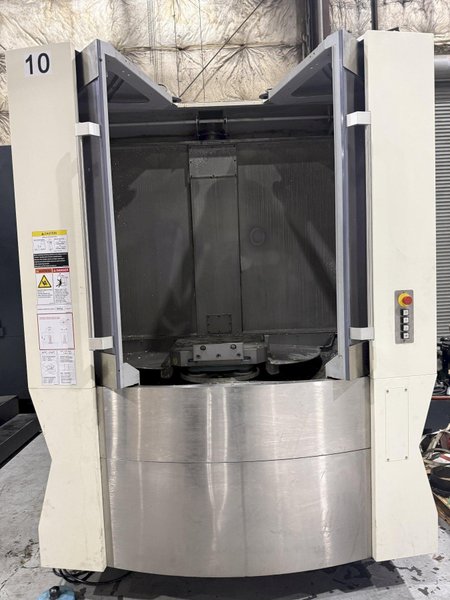 Used 2013 Makino a61nx CNC Horizontal Machining Center For Sale