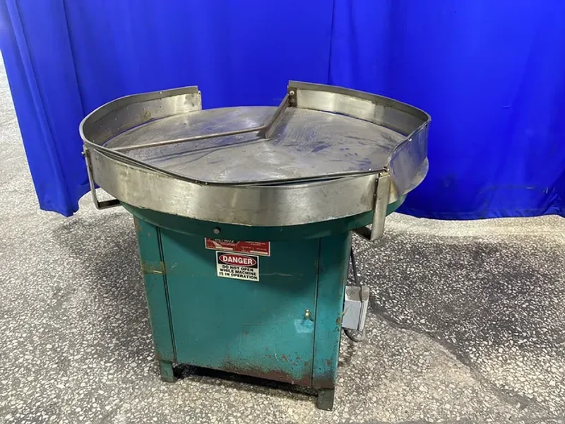 BILT-RITE CONVEYERS 41” DIAMETER ROTARY ACCUMULATION TABLE  -  RT-820