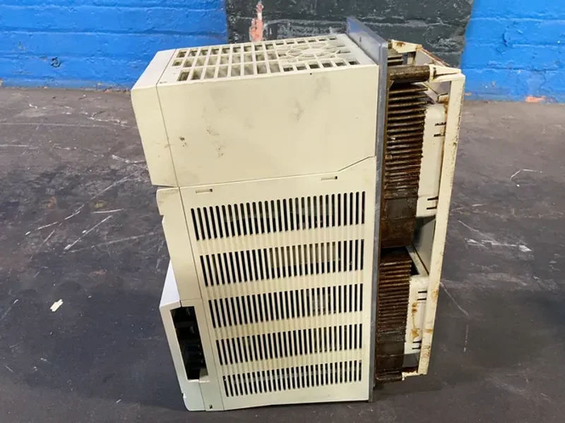 MITSUBISHI 18.5 KW POWER SUPPLY UNIT  -  MDS-C1-CV-185