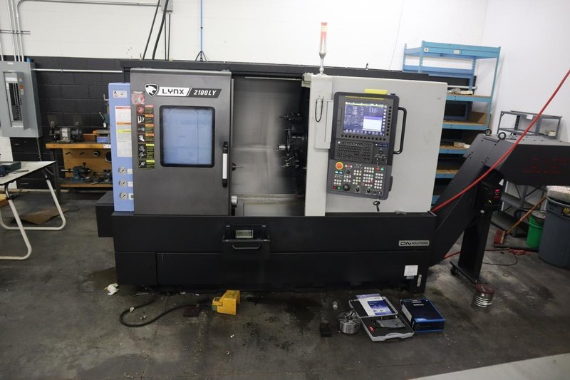 DN Solutions Lynx 2100LYA CNC Lathe Turning Center, Live Milling, Y-Axis, C-Axis, Tailstock - New 2022- Auction Item