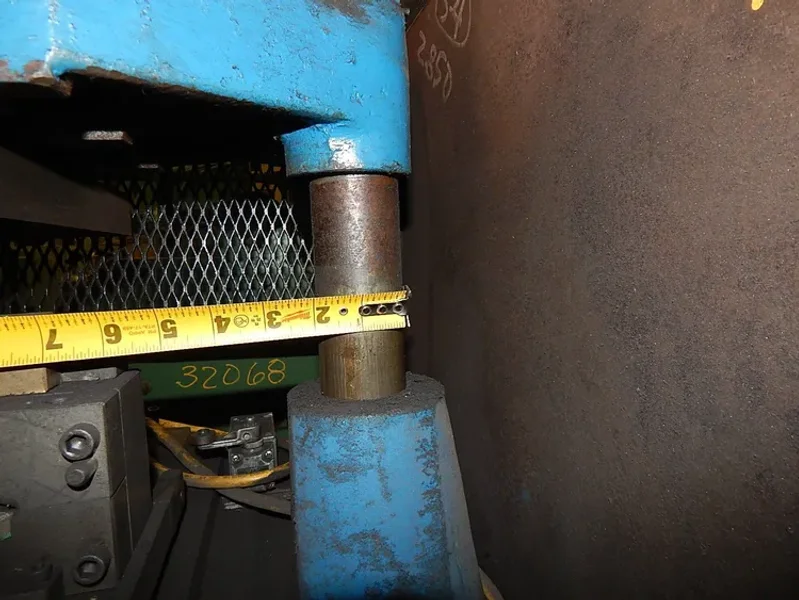 USED TISHKEN 12 TON CUT-OFF PRESS MODEL CO-4-2