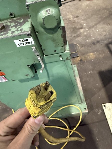 12" X .071" RAPID AIR POWERED VARIABLE SPEED STRAIGHTENER. STOCK # 0773525