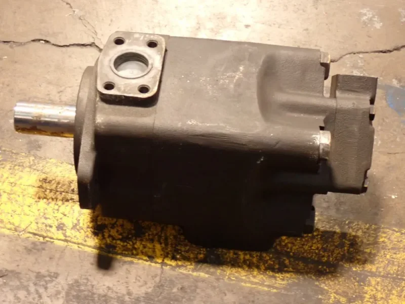 REXROTH HYDRAULIC PUMP  -  R901077322