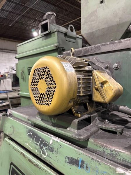 Goff Model 3BB 3 Cu Ft. Rubber Belt Tumble Type Shot Blast Machine