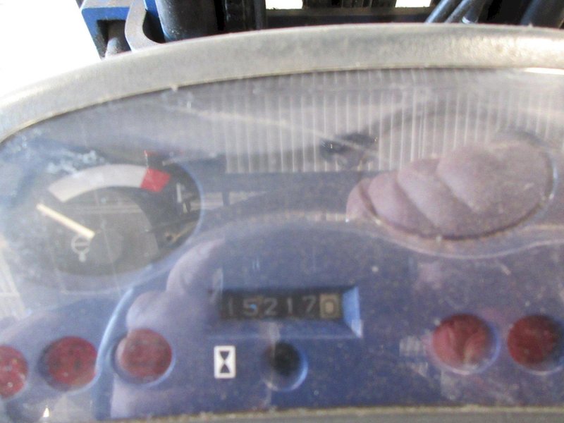 Komatsu Seated Propane Forklift Truck, 4480 LB Load Capacity- Auction Item