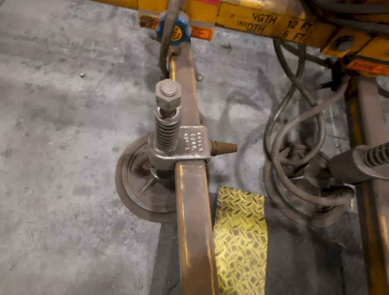 6-HEAD ANVER MODEL #VPF-57-AC VAC PACK VACUUM LIFTER: YOBRO #25750