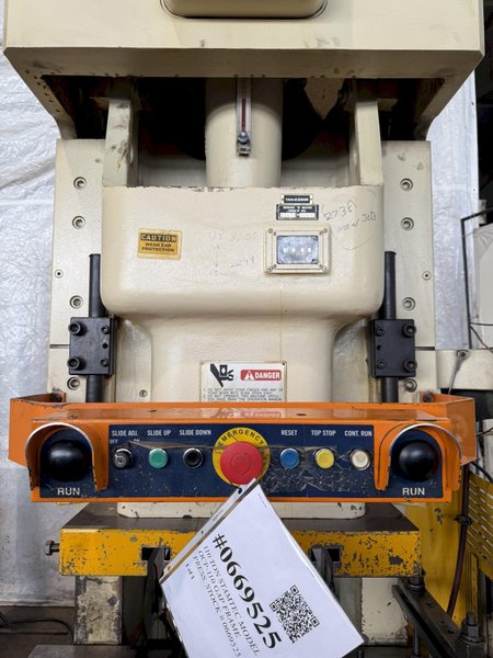 110 TON STAMTEC MODEL OCP-110 GAP FRAME. STOCK # 0669525