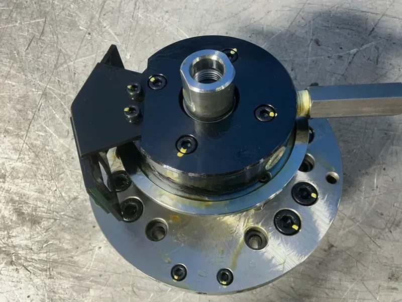 MMK 3.92 MPA ROTATING HYDRAULIC CYLINDER  -  RNKP 105-15-39