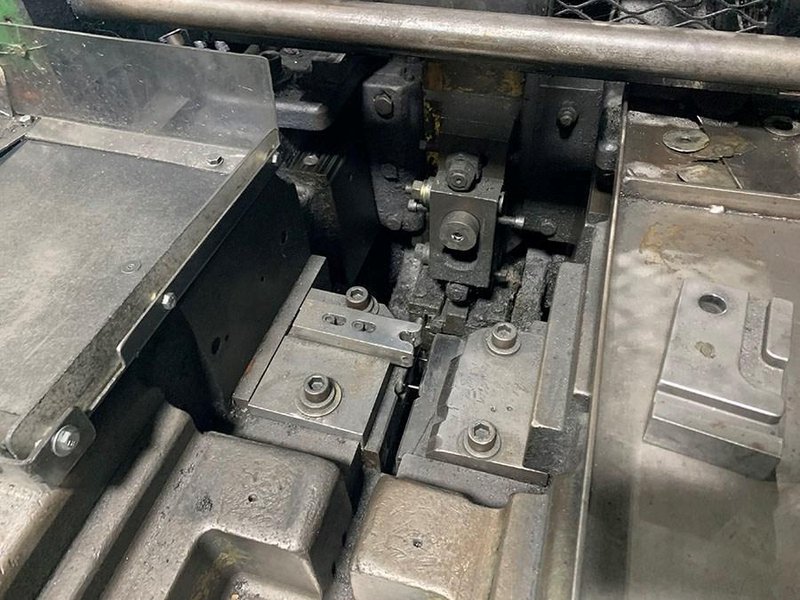 3/8&quot; Manville C375 Cold Header Machine