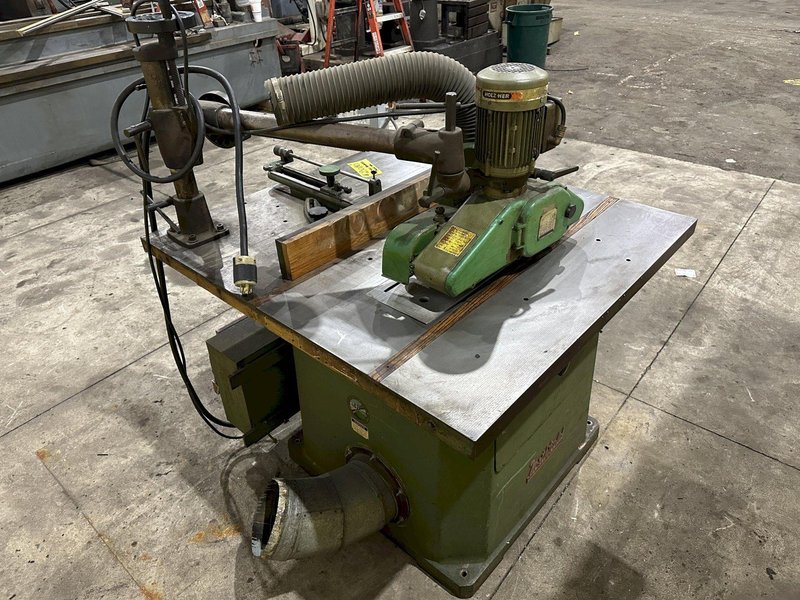 NORTHFIELD #4 POWERED TABLE SAW WITH MOTORIZED FEED ROLLS: STOCK #23080