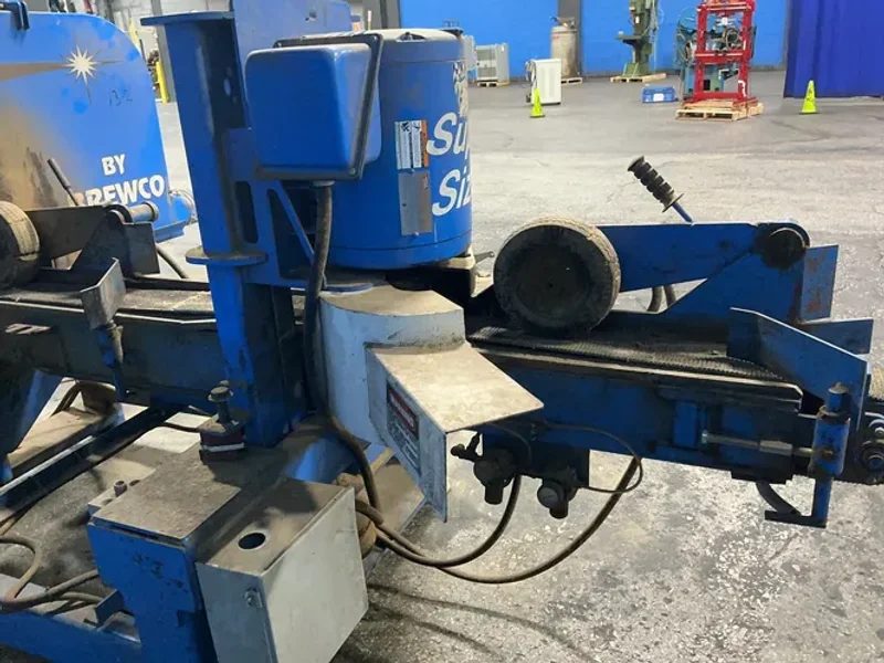 BREWCO INC. 167” CONVEYOR, 30 HP PALLET SAW