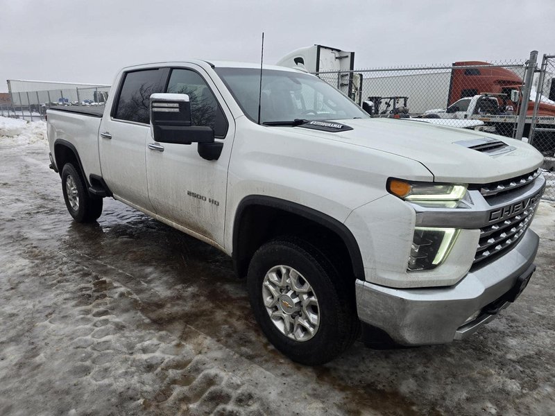 Chevrolet Silverado 2500HD LTZ Crew Cab 4×4, 2023 – 6.6L Duramax Diesel | 61,218 Miles