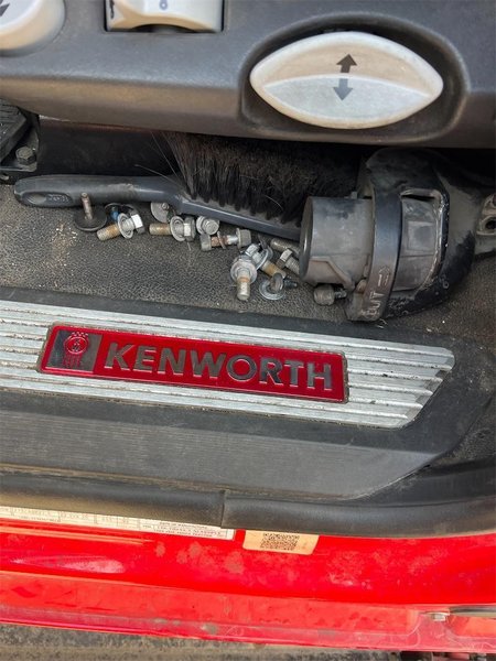 2022 Kenworth T680 1XKYD49X5NJ489855